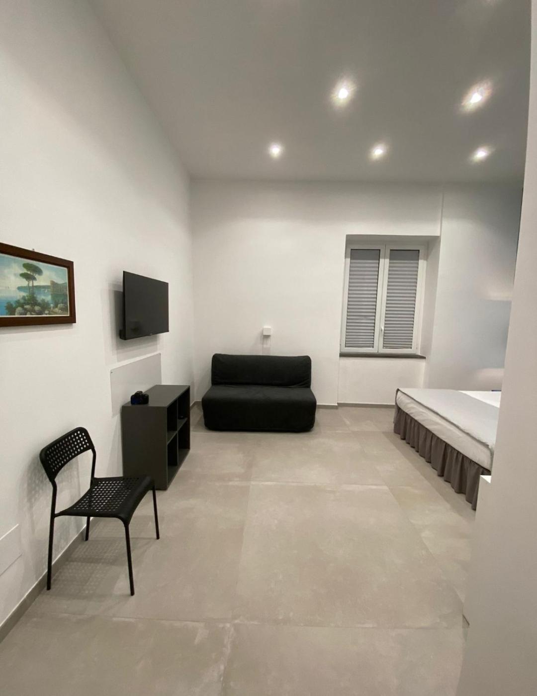 Partenope 10 Naples Exterior photo